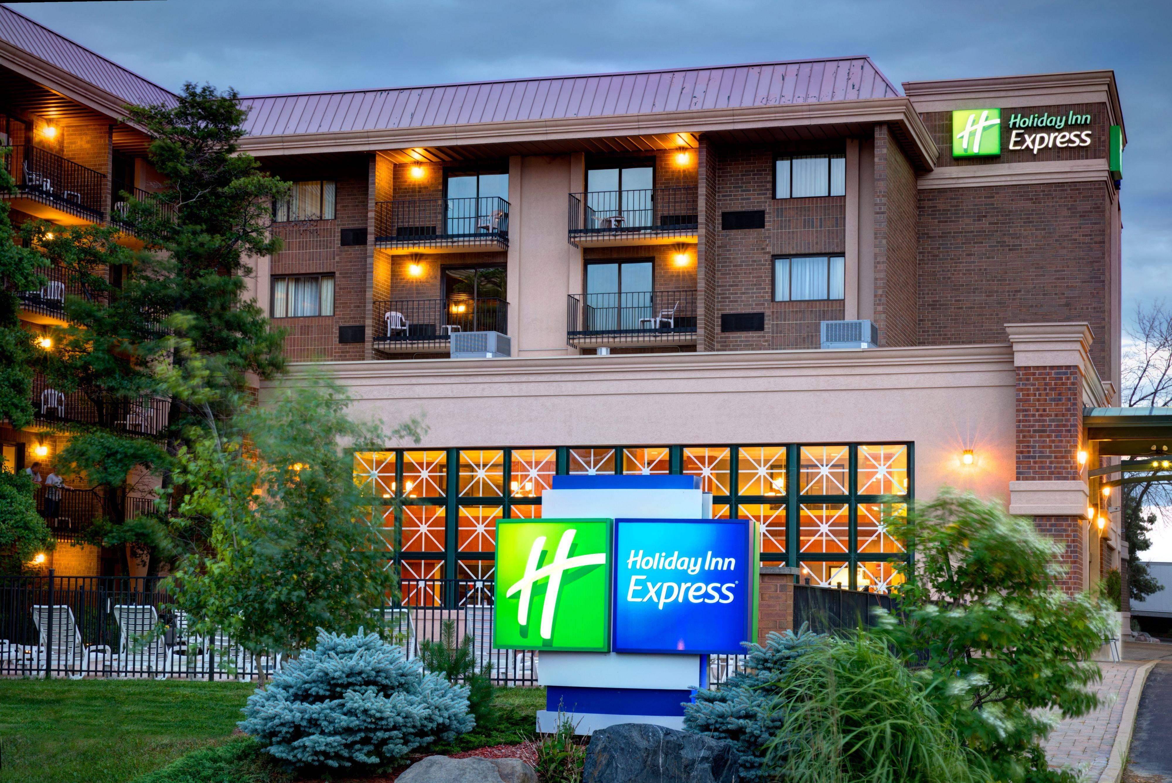 Holiday Inn Express Schaumburg-Rolling Meadows By Ihg Eksteriør bilde